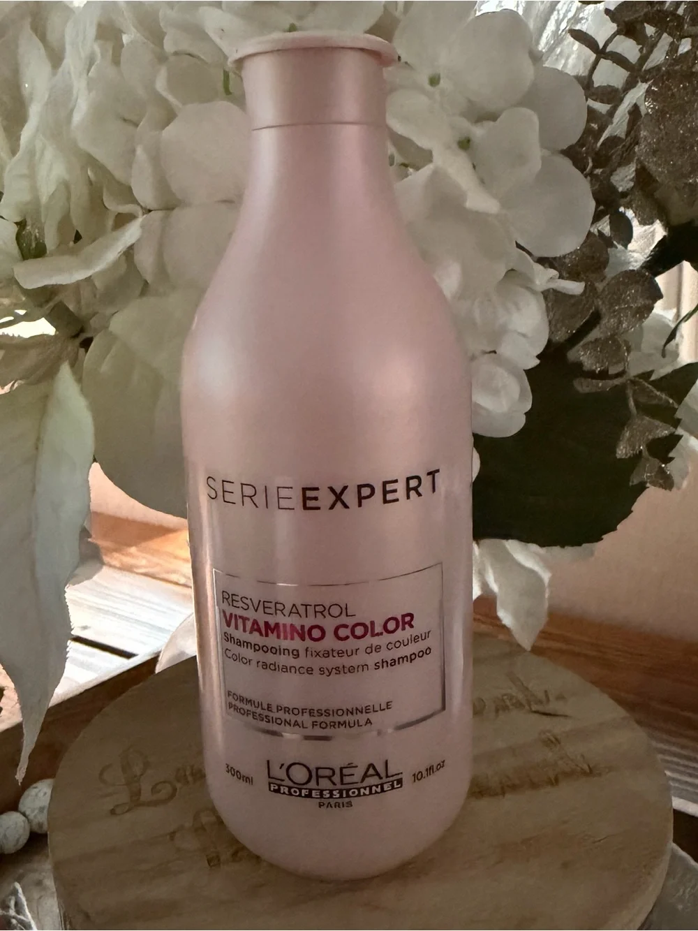 L'oreal Professionnel Serie Expert Vitamino Color Shampoo 10.1 oz